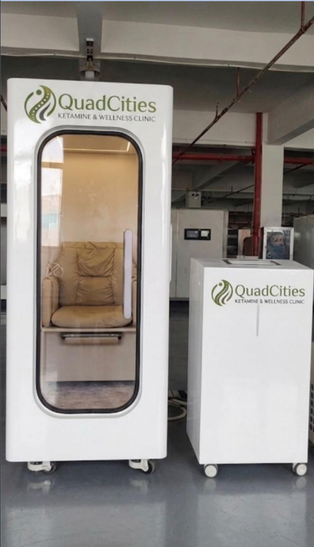 Hyperbaric oxygen therapy in professional wellness facility